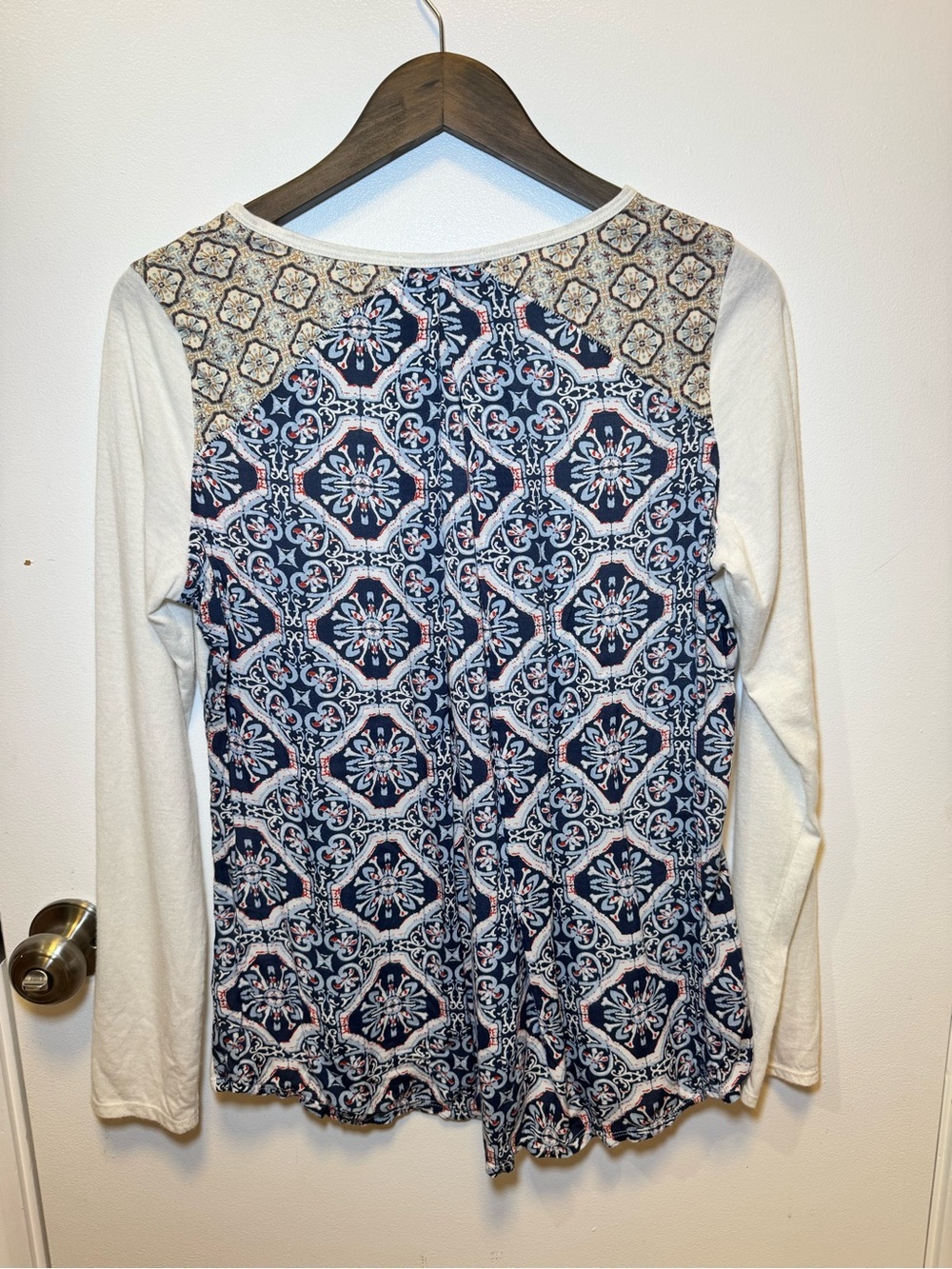 Prana Cream Long-Sleeve Top with Printed Shoulder Accents - Picture 6 of 13